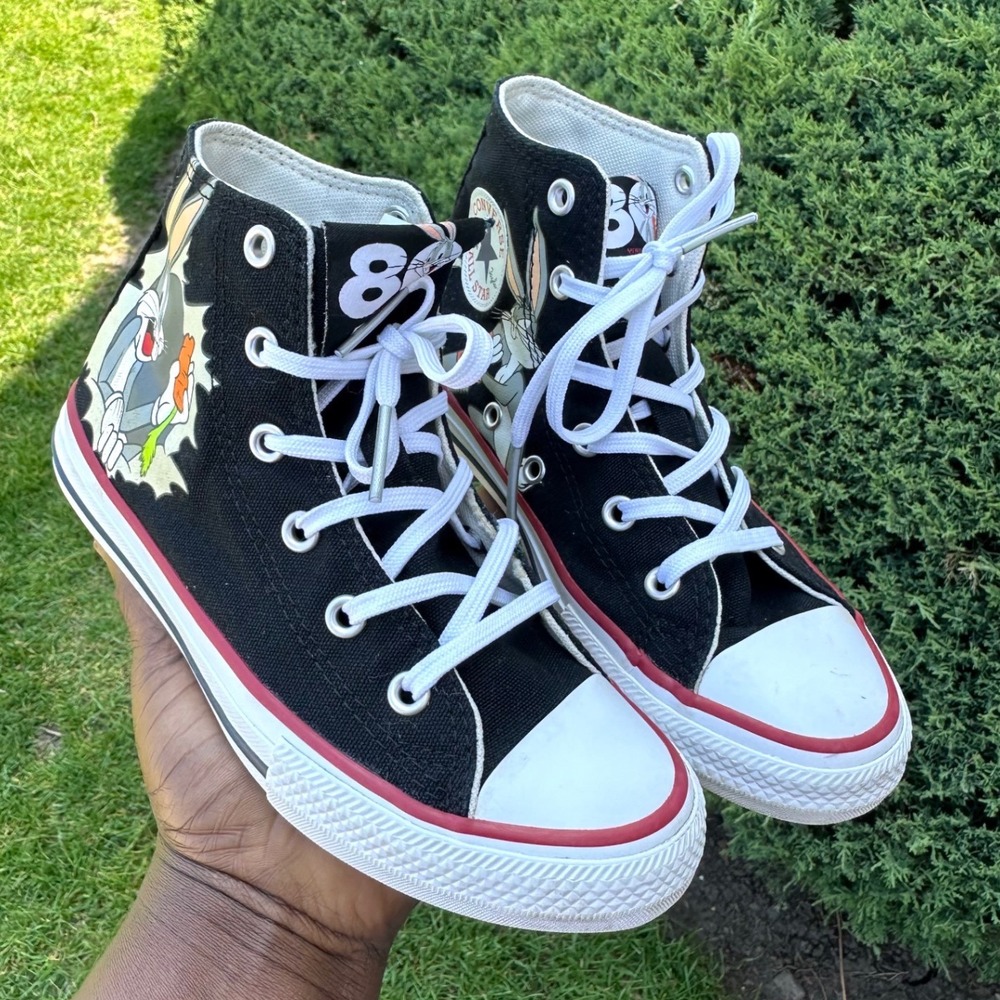 Converse Chuck Taylor Bugs Bunny 80th Anniversary High Top Sneakers Kids Size 1 - Picture 6 of 13